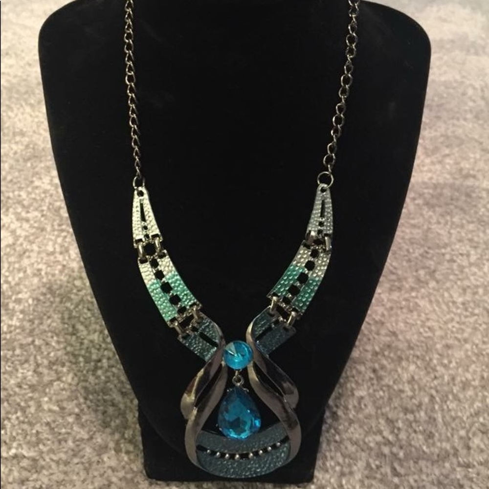 Black tie event necklace and earrings